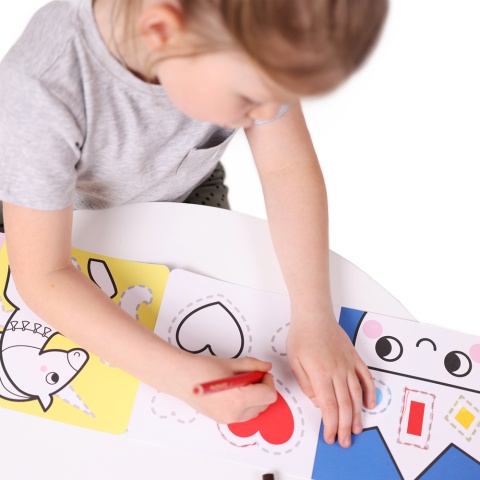 Dłuuugie rysowanki Rysuję po śladzie – Baśniowa kraina dla dzieci: 3+