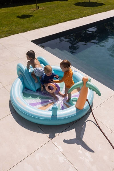 The Swim Essentials Wodny plac zabaw Rainbow