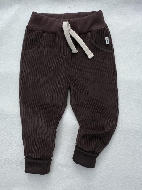 Kaki Komplet kurtka i spodnie sztruks - beż lub czekolada