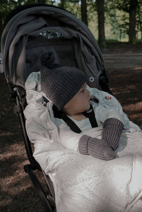 Lodger Czapeczka z wełny merino 100% grafitowa Pigeon