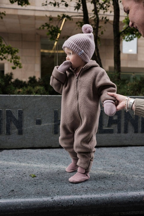 Lodger Czapeczka z wełny merino 100% różowa Rose