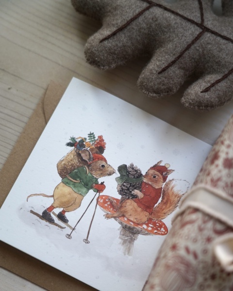 LEŚNE ZBIORY KARTKA ŚWIĄTECZNA - HI LITTLE