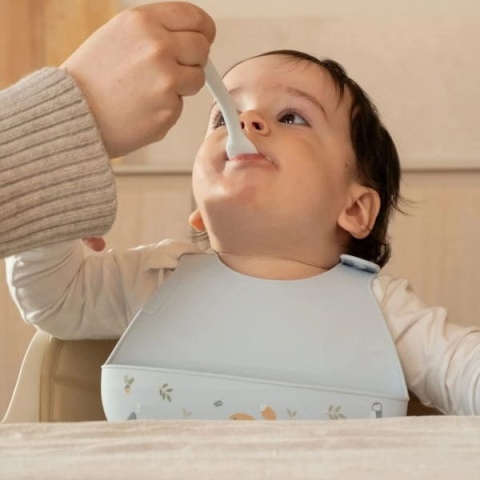 Mepal & Little Dutch Śliniak silikonowy Forest Friends