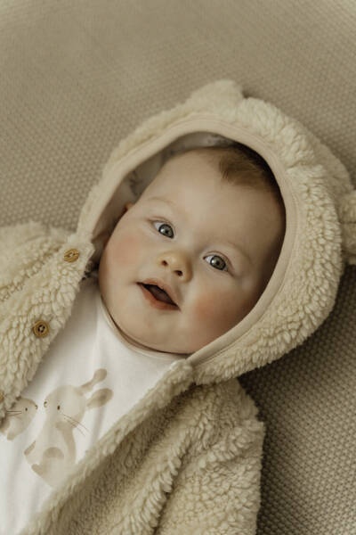Little Dutch Zapinana bluza z kapturem Teddy - Baby Bunny Sand 92