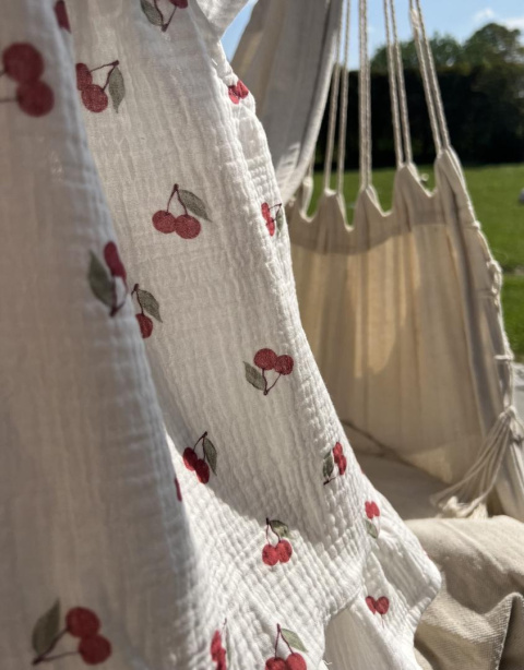 Sukienka muślinowa Wisienki