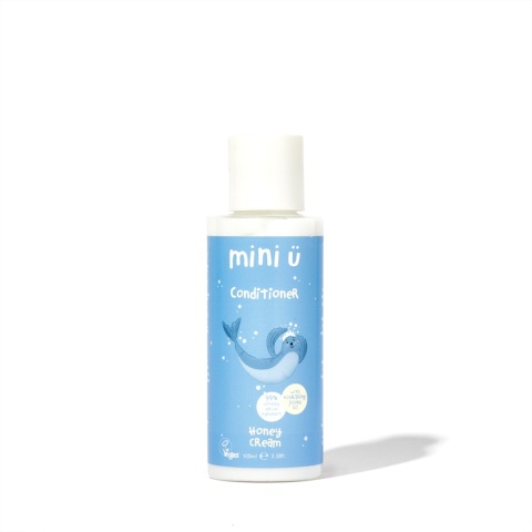 PODRÓŻNY ZESTAW KOSMETYKÓW DLA DZIECI Z KOSMETYCZKĄ TRAVEL SIZE Mini U