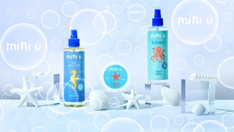 NATURALNY SPRAY DO ROZCZESYWANIA WŁOSÓW Z ORGANICZNYM ALOESEM