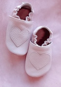 Kapcie dziecięce Barefoot SOFT z zamszową podeszwą SERCE lila kamelia