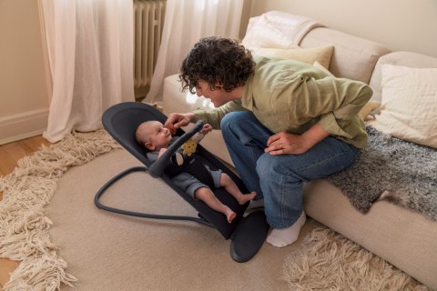 BABYBJORN - leżaczek BEGIN MESH, antracytowy