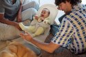 BABYBJORN - leżaczek BEGIN MESH, kremowy