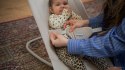 BABYBJORN - leżaczek BEGIN WOVEN, piaskowoszary