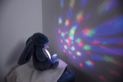 DOUDOU - lampka projektor muzyczny króliczek Lapin Doudou Projection, Doudou et Compagnie, 19 cm, niebieski