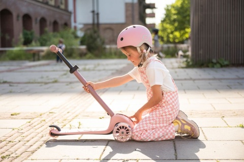 SCOOTANDRIDE Highwaykick 3S Hulajnoga z systemem sterowania 2w1 i kółkami LED składana 3+ Rose