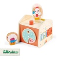 LILLIPUTIENS Drewniany domek manipulacyjny Zabawa w chowanego 12 m+