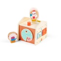 LILLIPUTIENS Drewniany domek manipulacyjny Zabawa w chowanego 12 m+